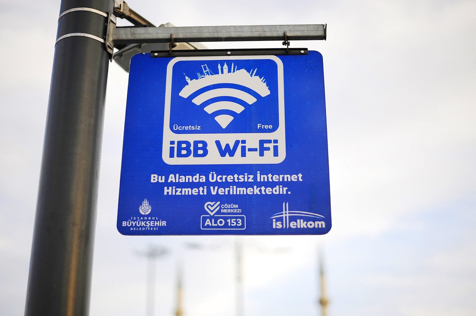 İSTANBULDA TURİSTLER DE İBB Wi-Fi’Yİ TERCİH ETTİ