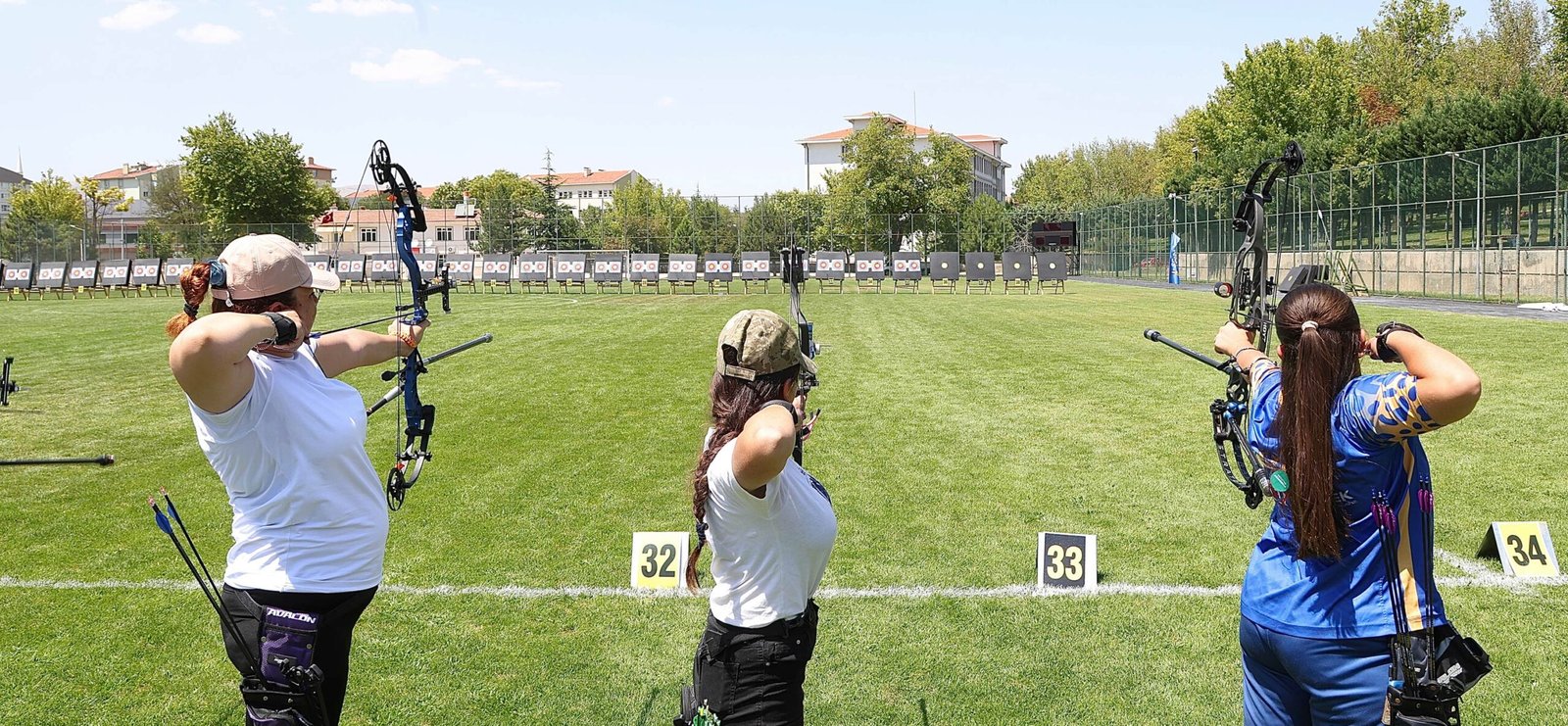 KONYA BÜYÜKŞEHİR BELEDİYESİ İLLER ARASI OKÇULUK TURNUVASI’NDA