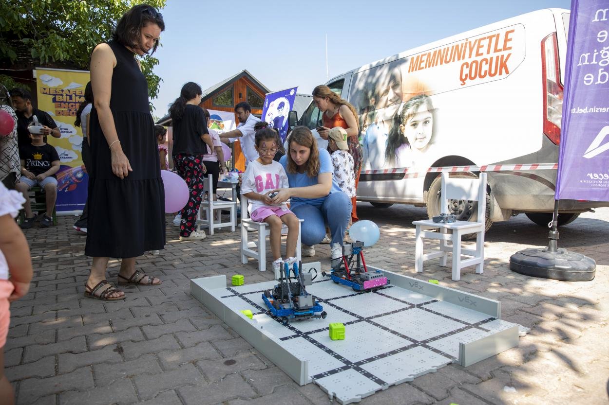 Mersin Büyükşehir Belediyesi, ‘Dijital Köy Buluşmaları’ İle Dijitali Köylere Taşıyor