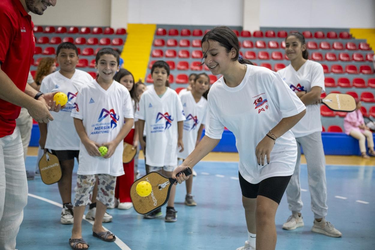 Mersin Büyükşehir’in Örnek Projesi Sporbüs 8 Bine Yakın Çocuğa Ulaştı