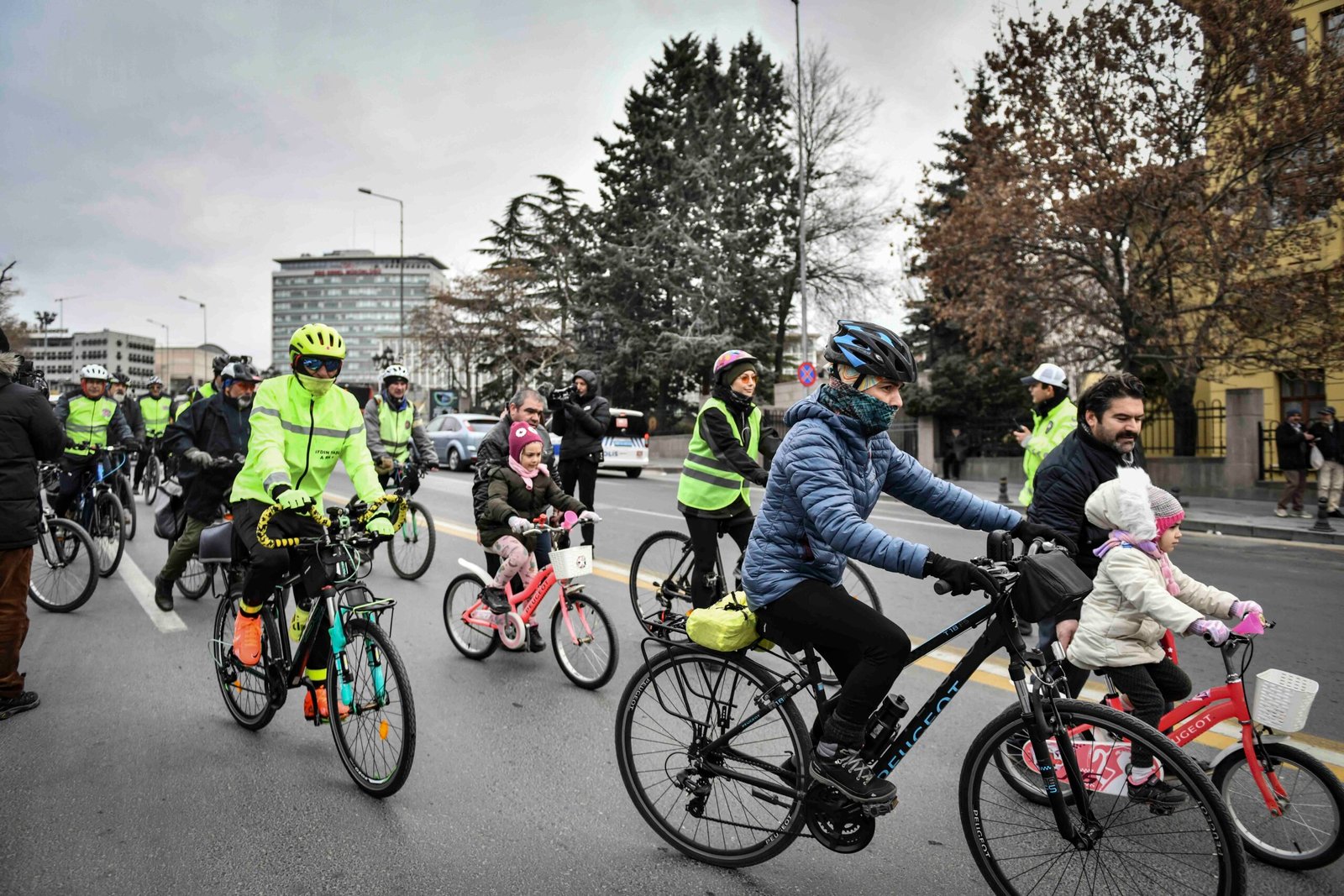 ANKARA’DA PEDALLAR EPİLEPSİ HASTALARI İÇİN ÇEVRİLDİ