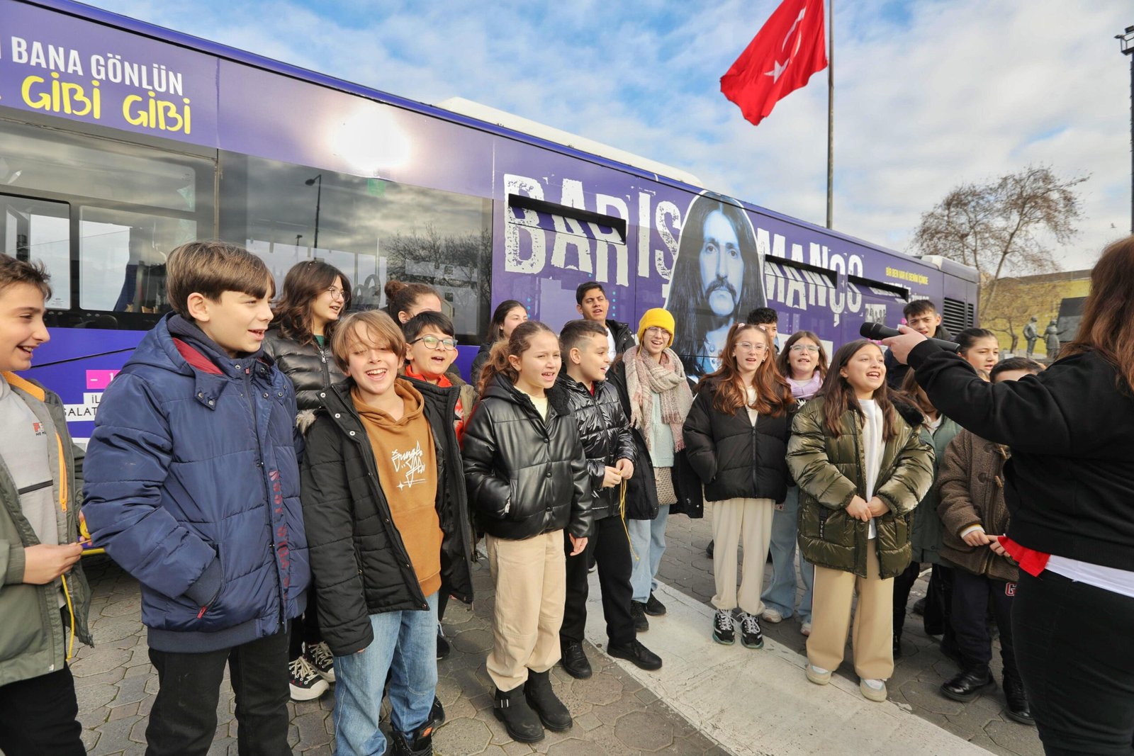 İBB’DEN BARIŞ MANÇO’YA VEFA OTOBÜSÜ