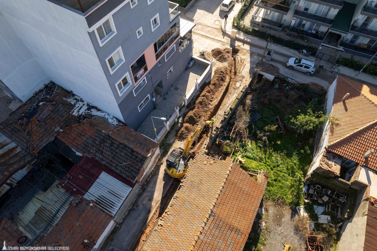 İzmir’in 7 mahallesine 400 milyon liralık içme suyu yatırımı
