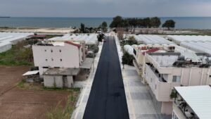 Mersin Kazanlı’da yol çalışmaları başladı